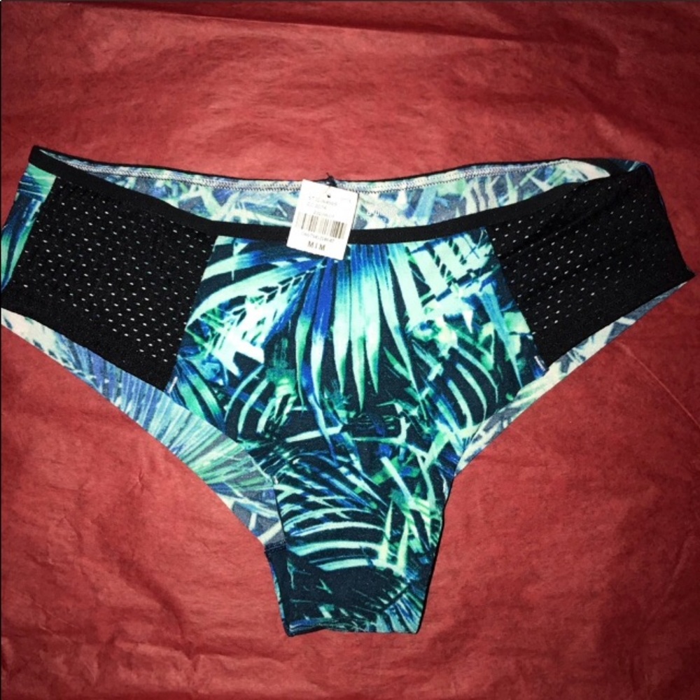 LOOKING FOR 2016 styles VS PINK